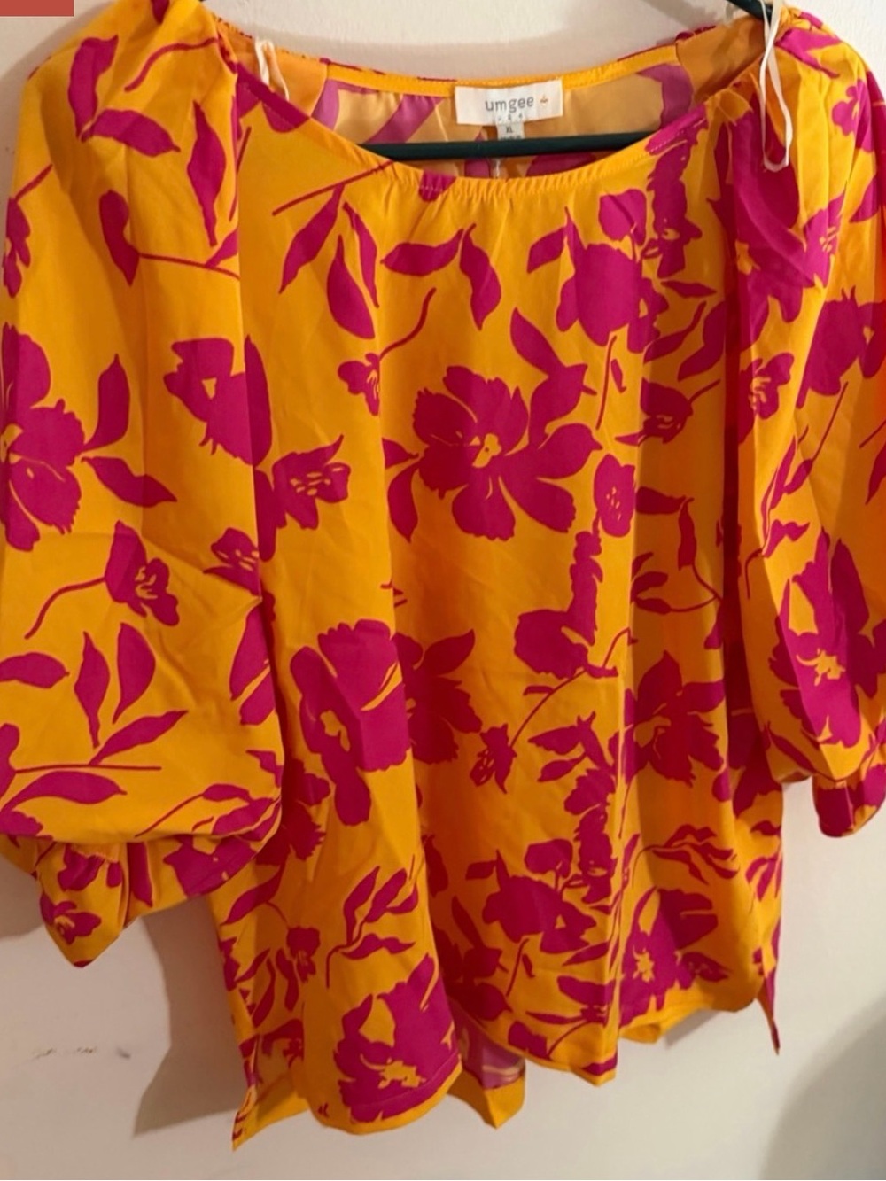 Umgee Size XL Yellow and Fuchsia Floral Three Quarter Balloon Sleeves Blouse